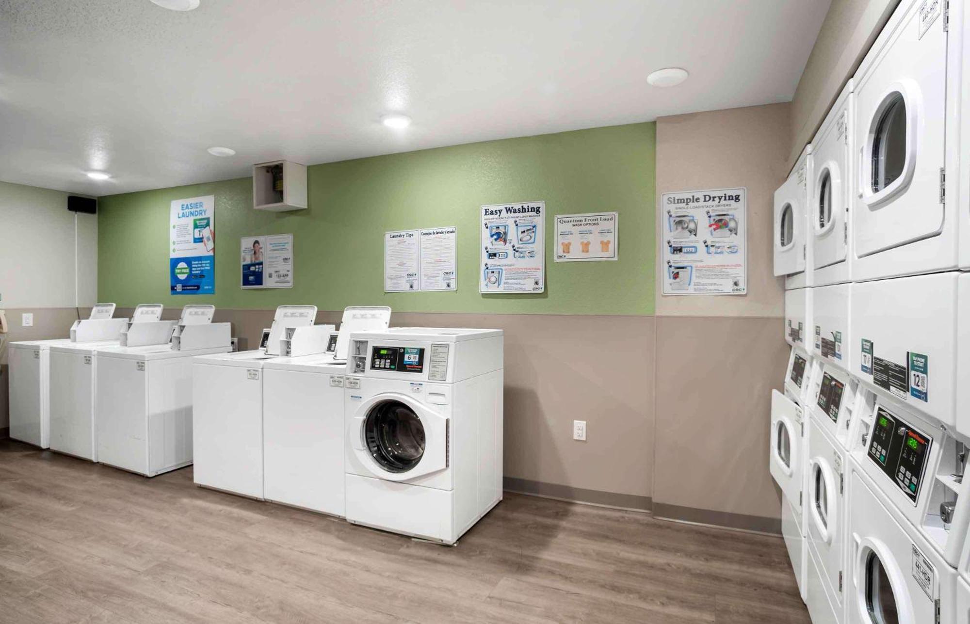 Extended Stay America Select Suites - Charlotte - Northlake シャーロット エクステリア 写真