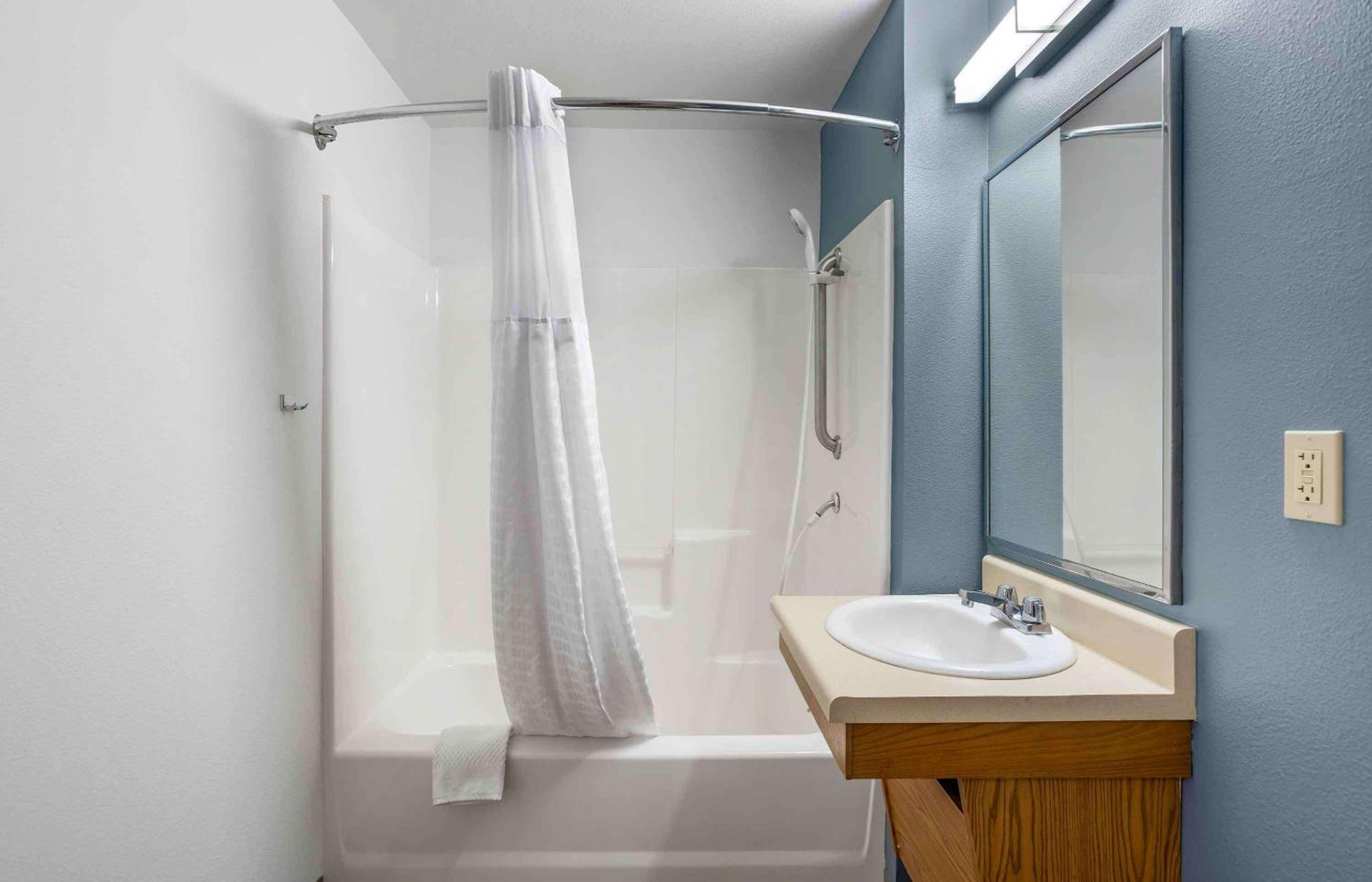 Extended Stay America Select Suites - Charlotte - Northlake シャーロット エクステリア 写真