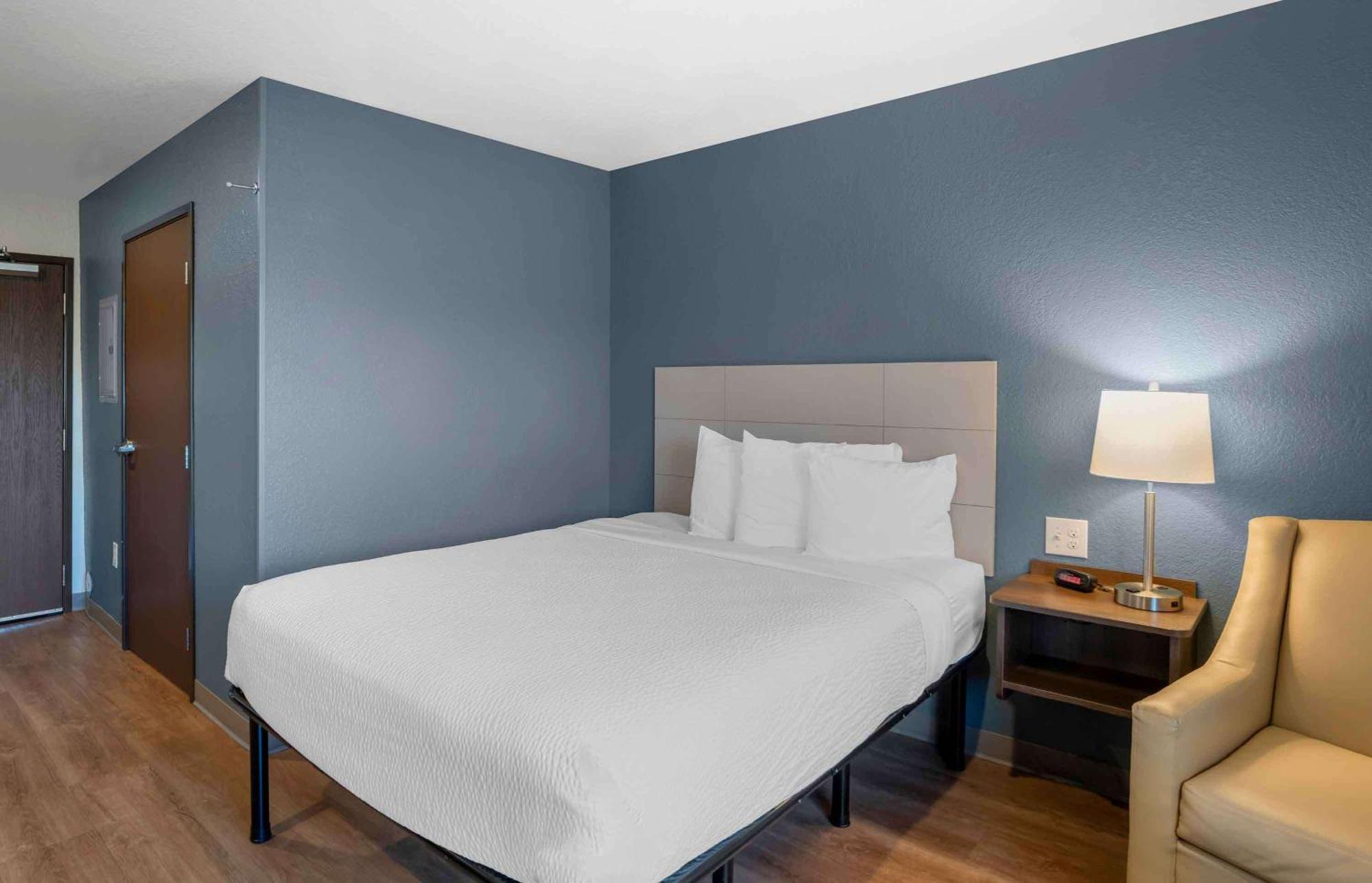 Extended Stay America Select Suites - Charlotte - Northlake シャーロット エクステリア 写真